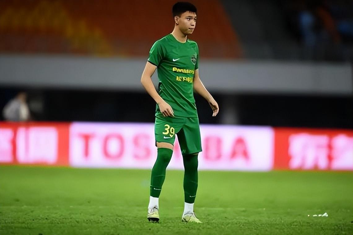 官方平台-村超冠军队球员能不能进国足？邵佳一首次公开给出答案，引发热议